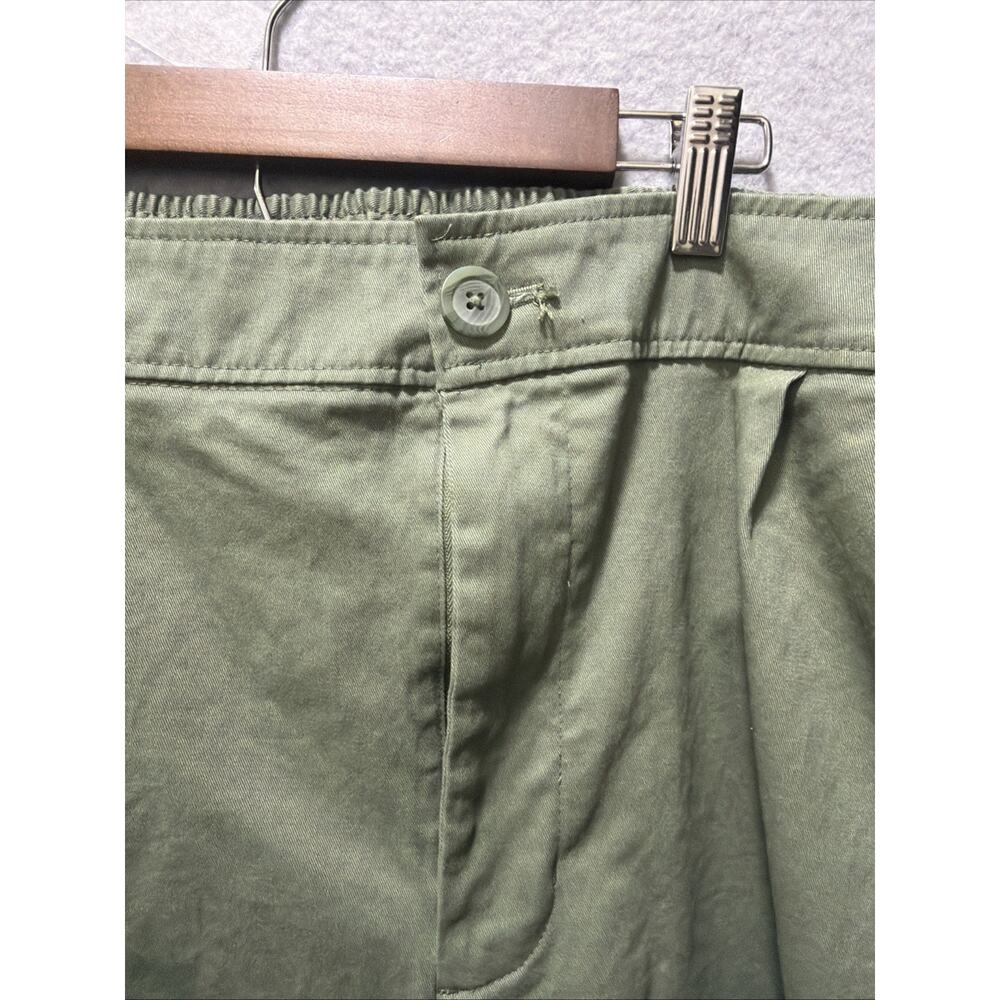 🆕Ava & Viv Women’s 3X Olive Green Cargo Capri Length Elastic Waist Pants Spring - Picture 4 of 10